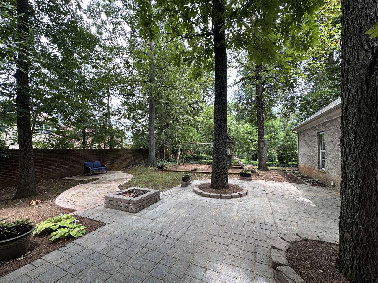 3378 Red Oak Court