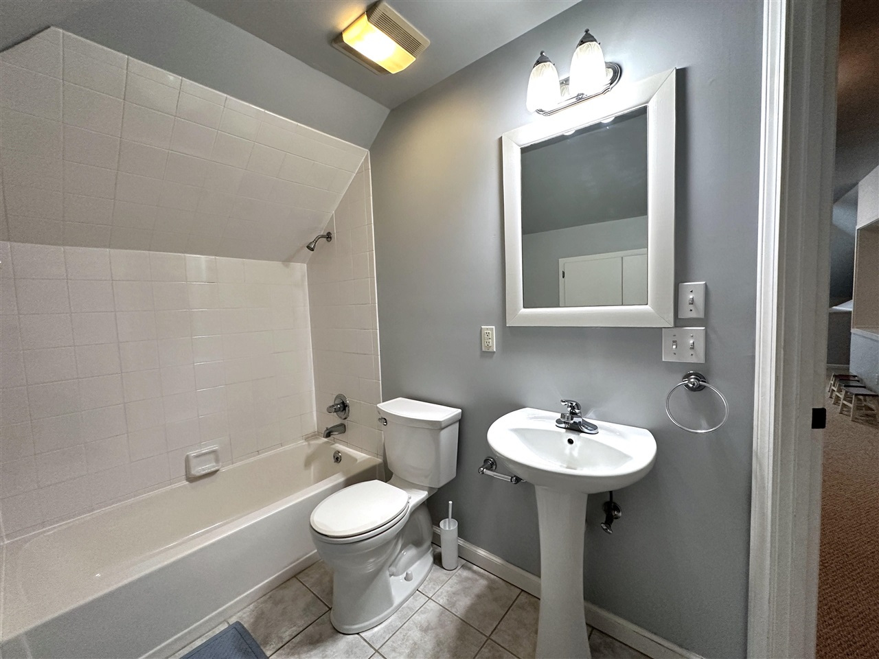 3378 Red Oak Court