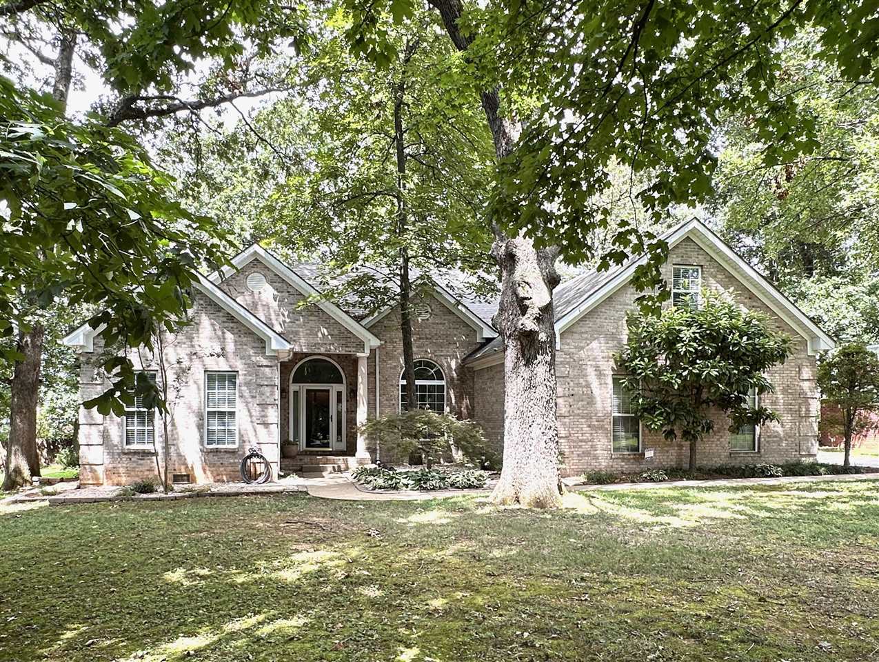 3378 Red Oak Court