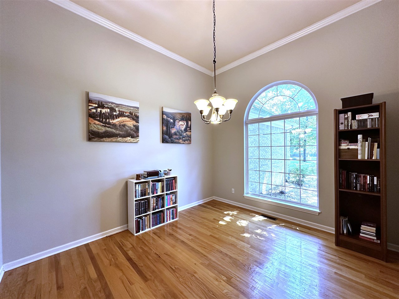 3378 Red Oak Court