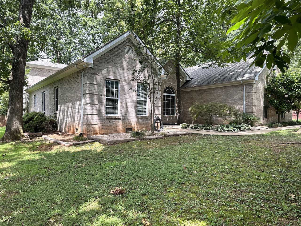 3378 Red Oak Court