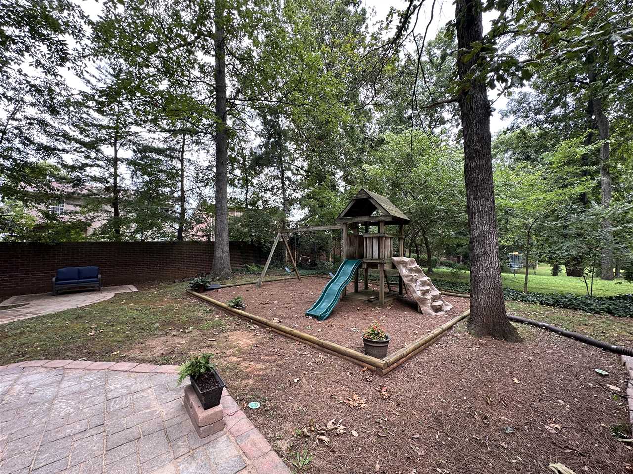 3378 Red Oak Court