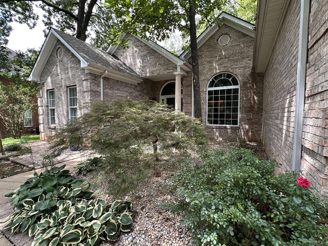 3378 Red Oak Court