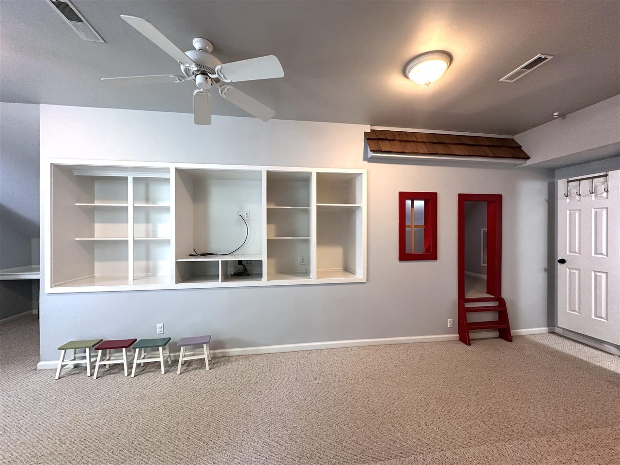 3378 Red Oak Court