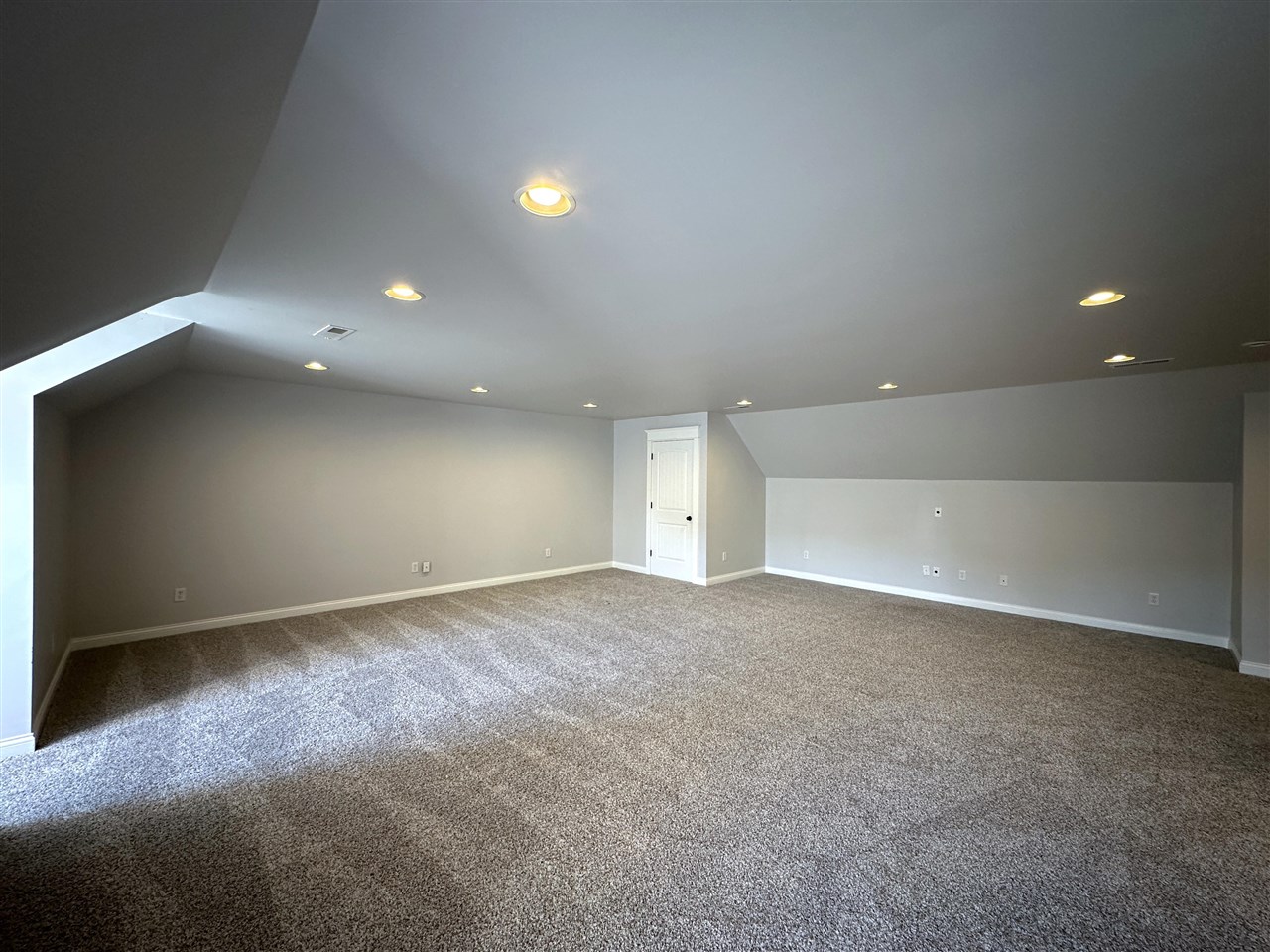 827 Annmarie Court