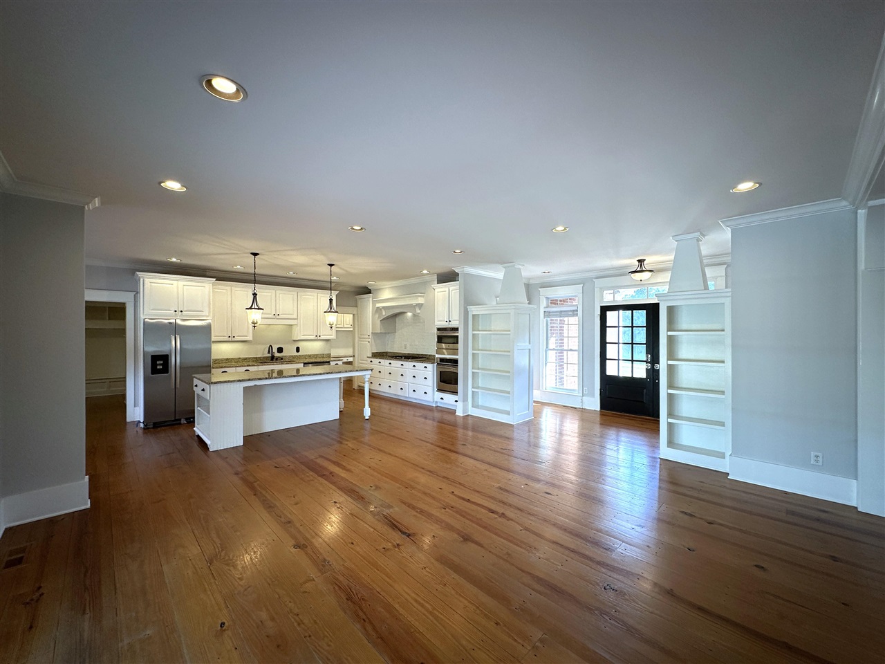 827 Annmarie Court