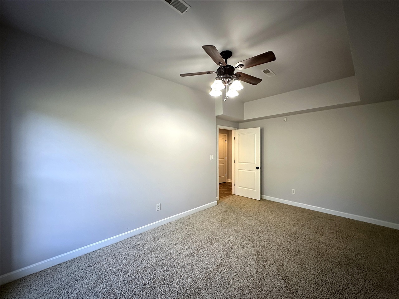 827 Annmarie Court