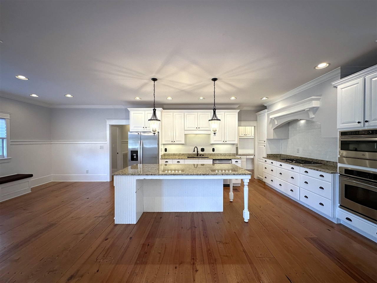 827 Annmarie Court