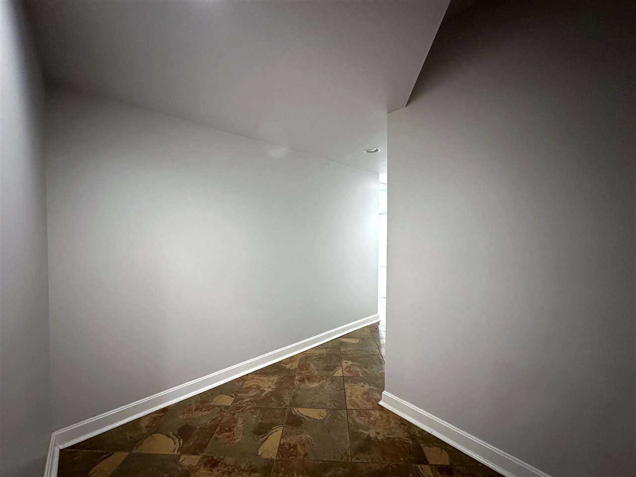 827 Annmarie Court