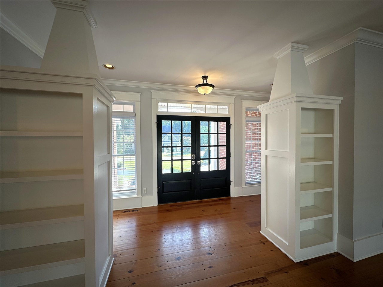 827 Annmarie Court