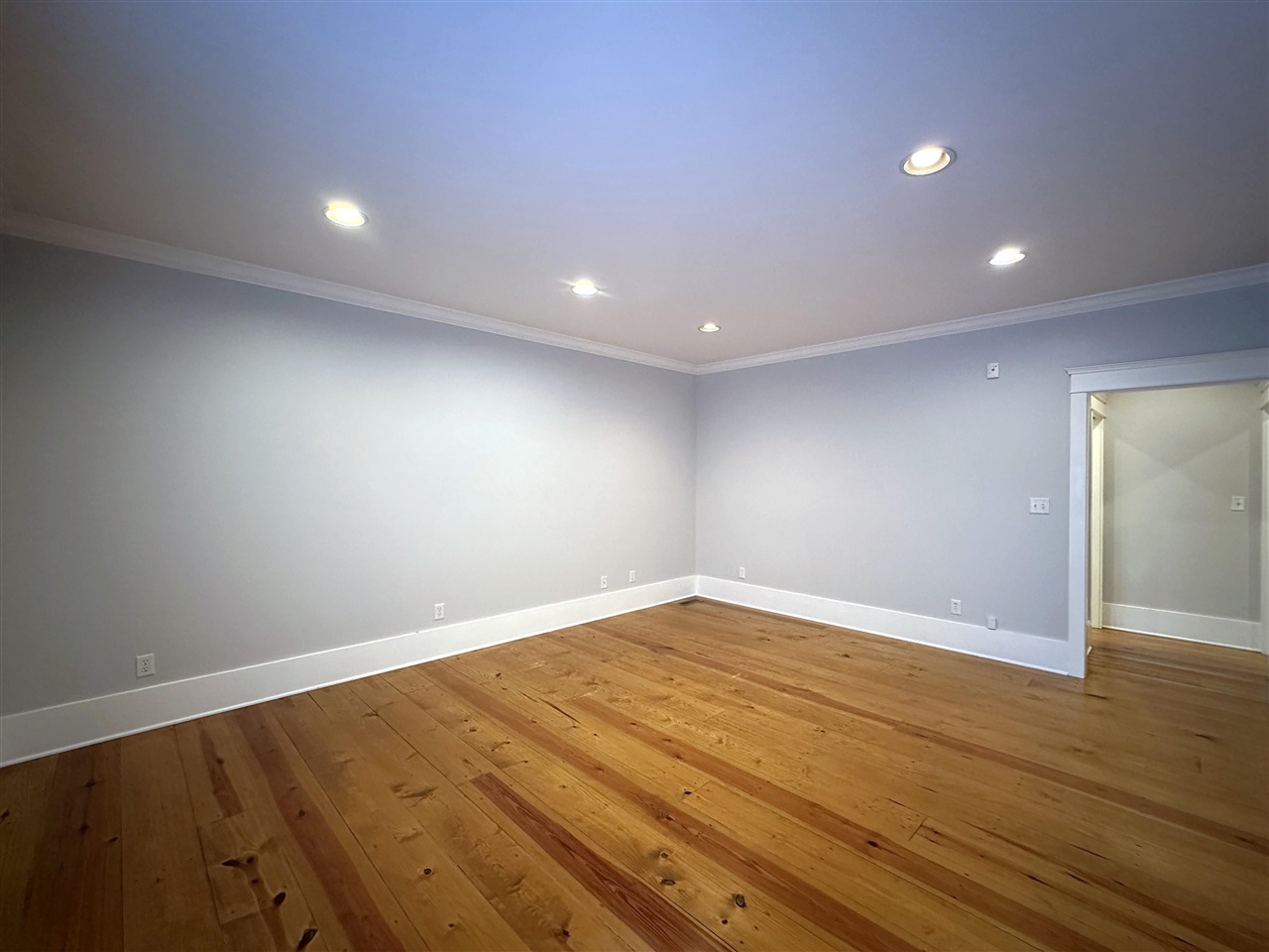 827 Annmarie Court