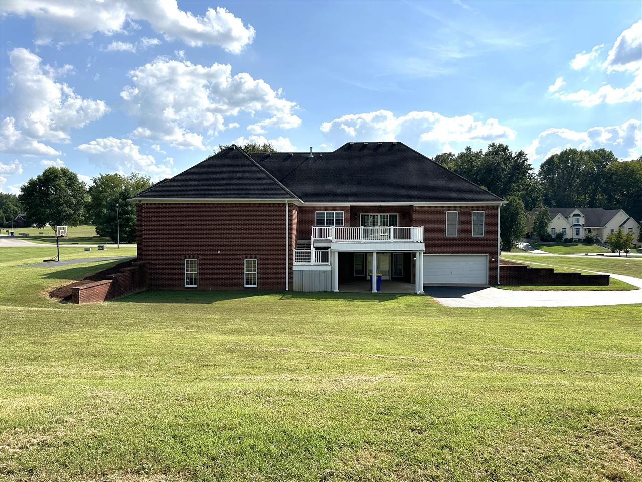 827 Annmarie Court