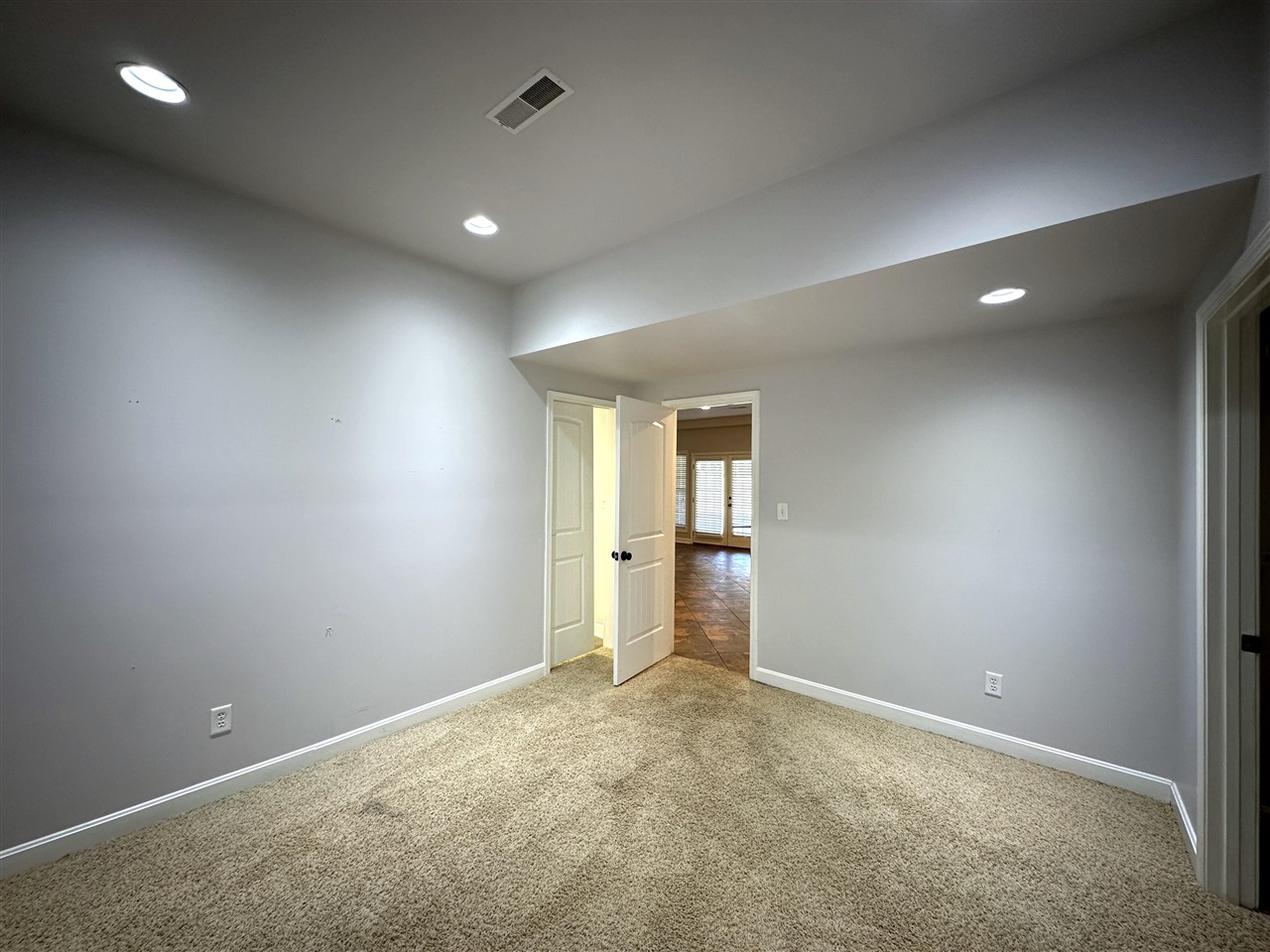 827 Annmarie Court