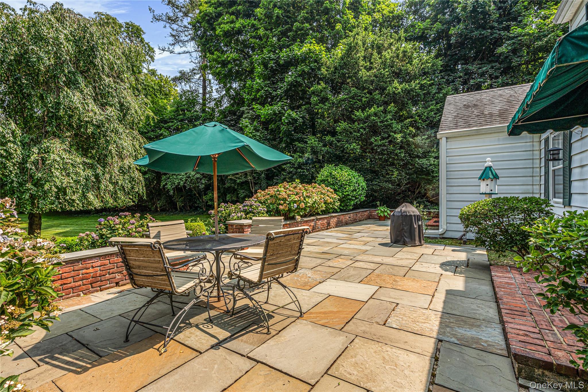 84 Bayville Road