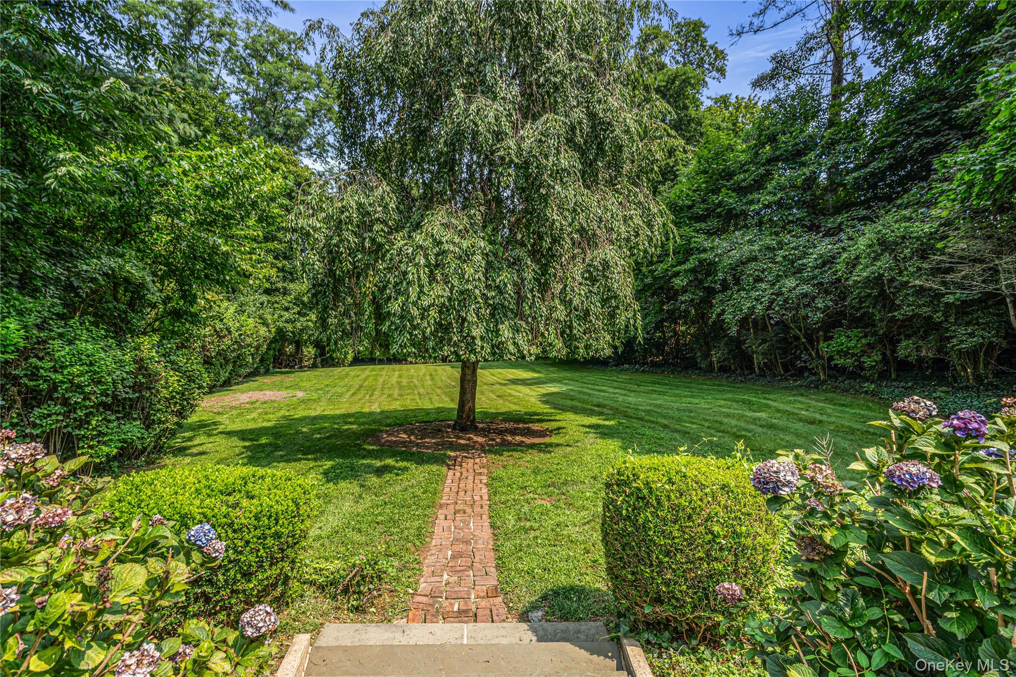 84 Bayville Road