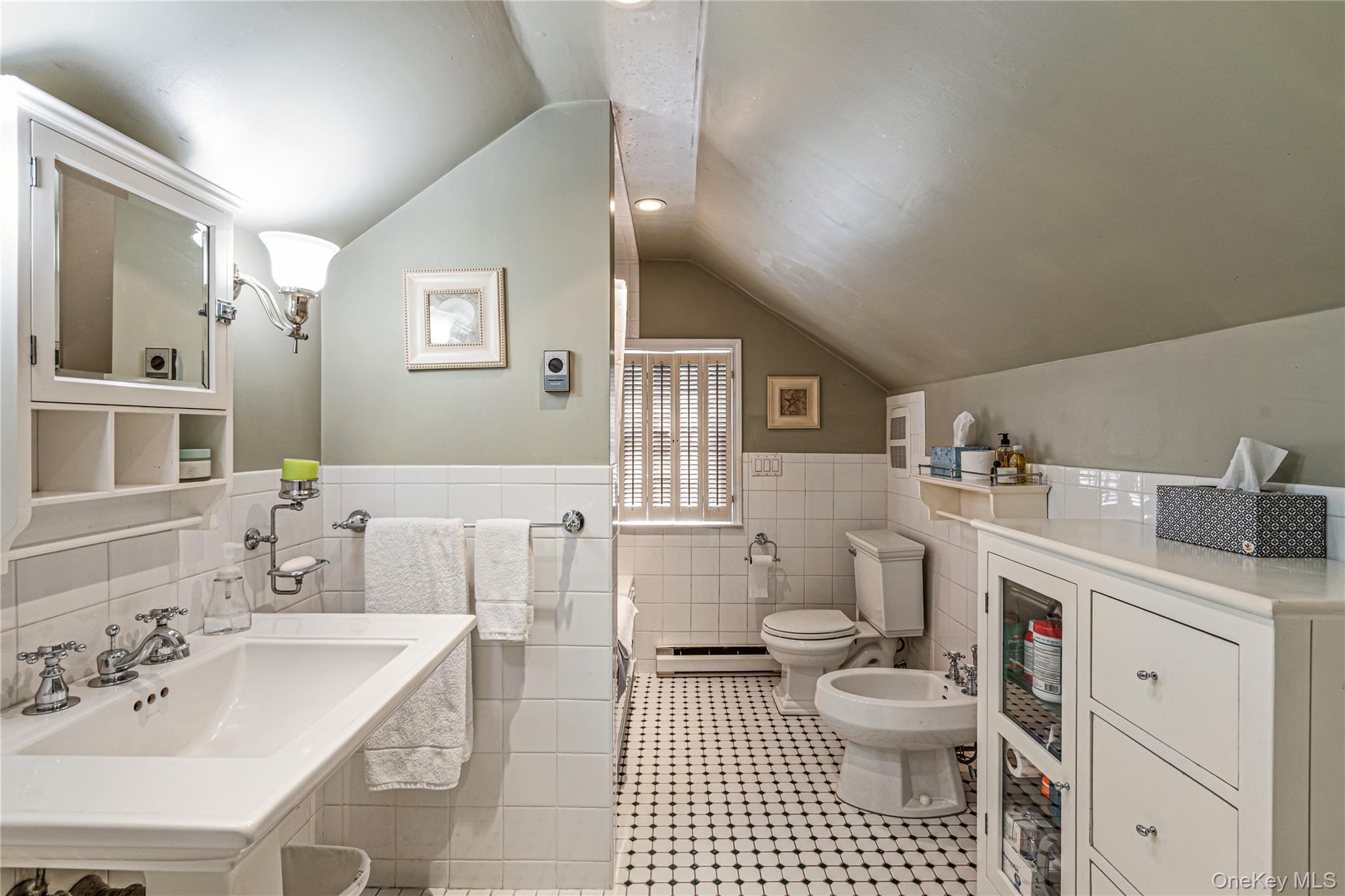 84 Bayville Road