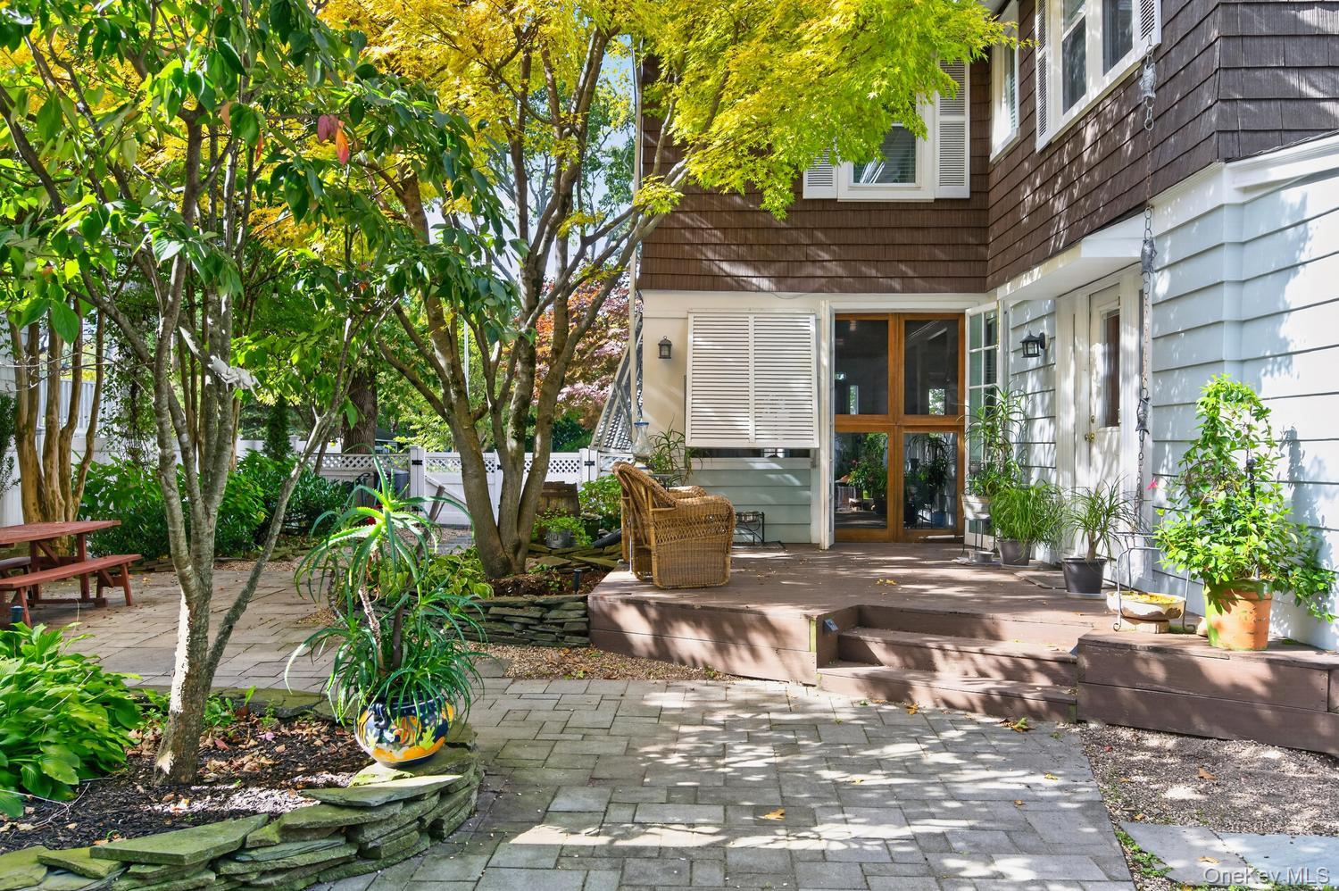 17 Adams Avenue