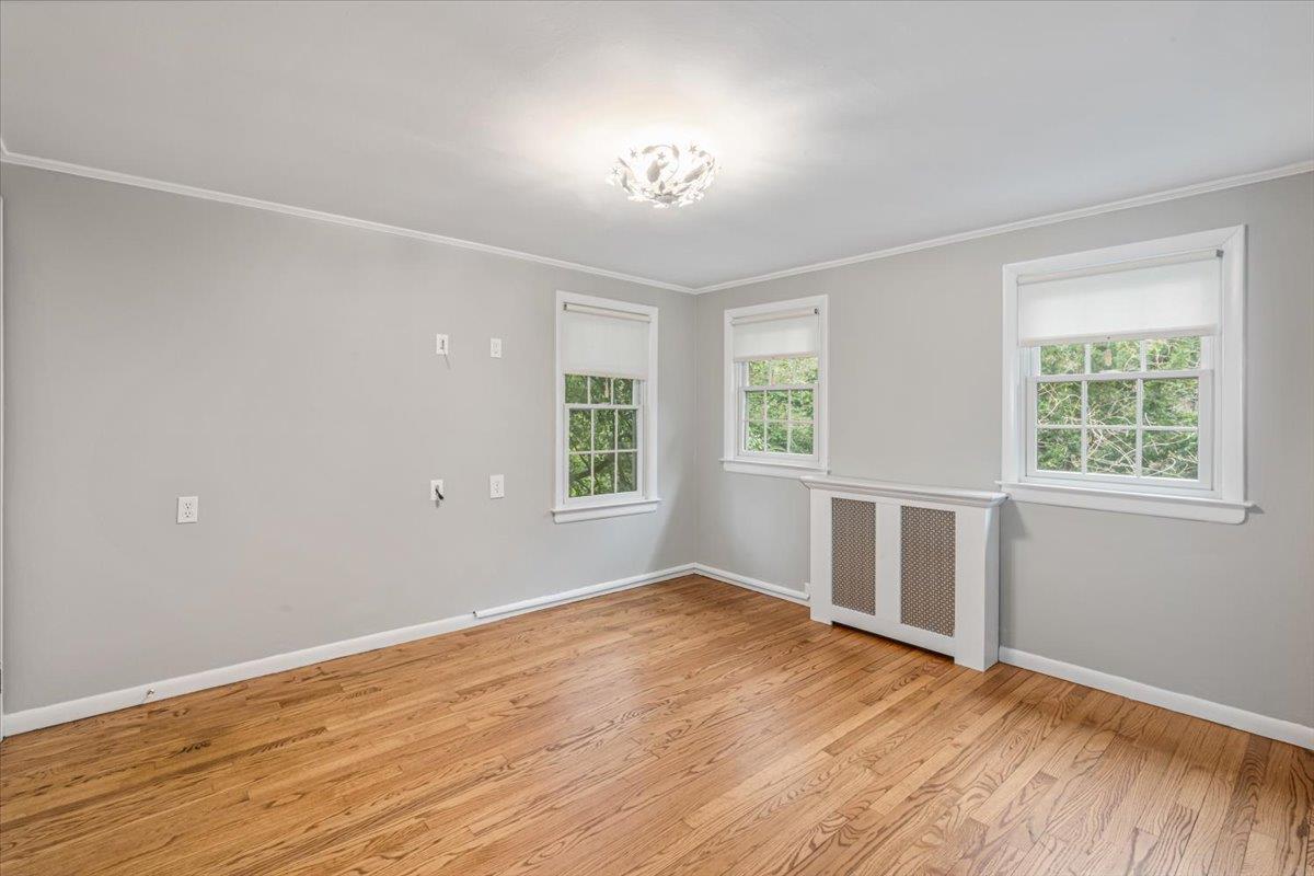 16 Egypt Lane