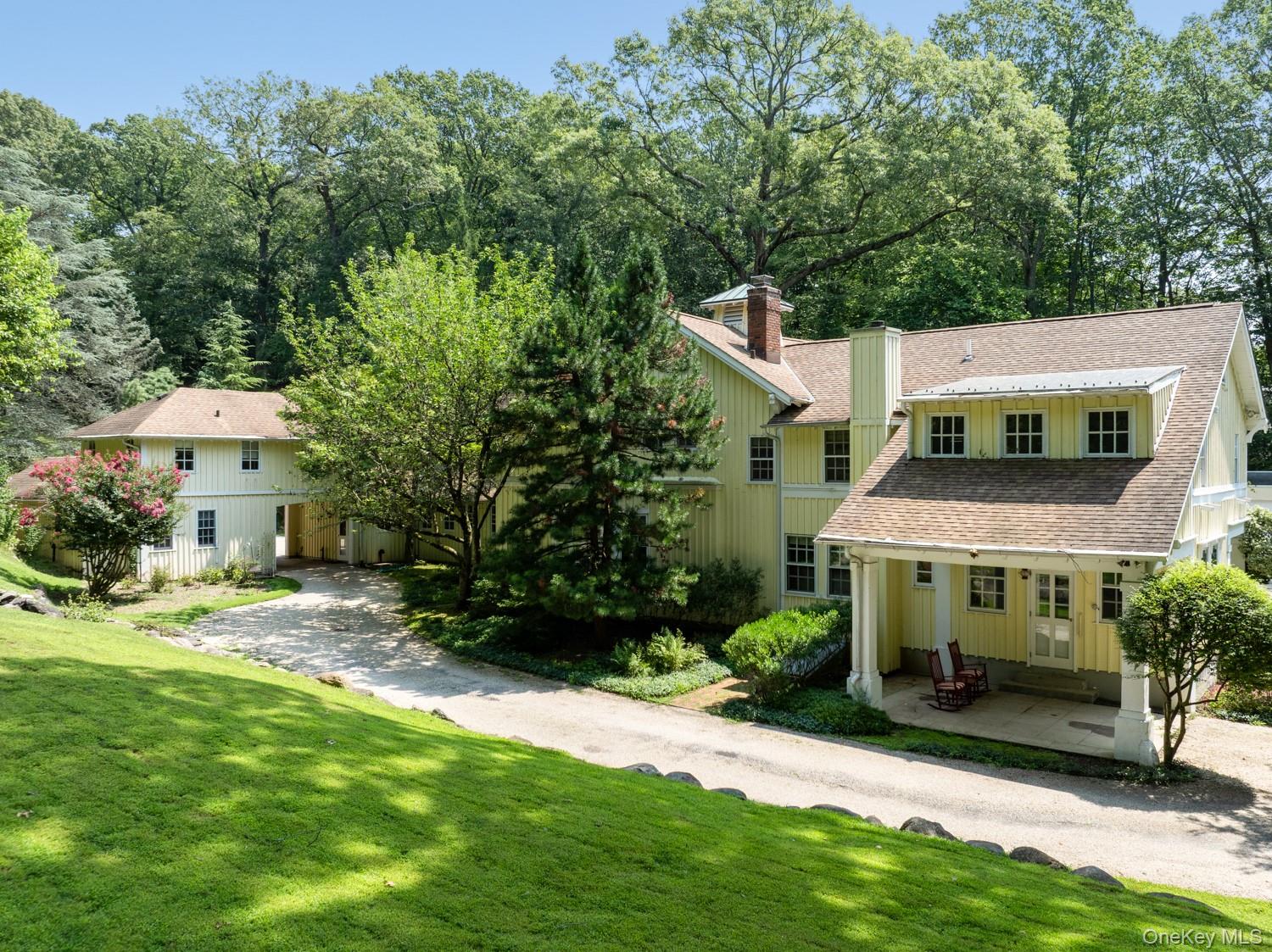 62 Cove Neck Road