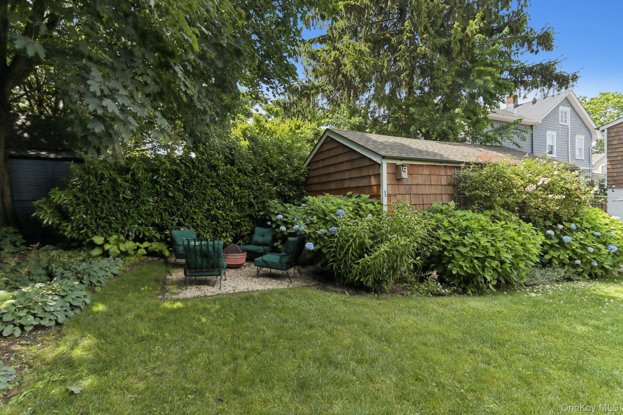 27 Soundview Place
