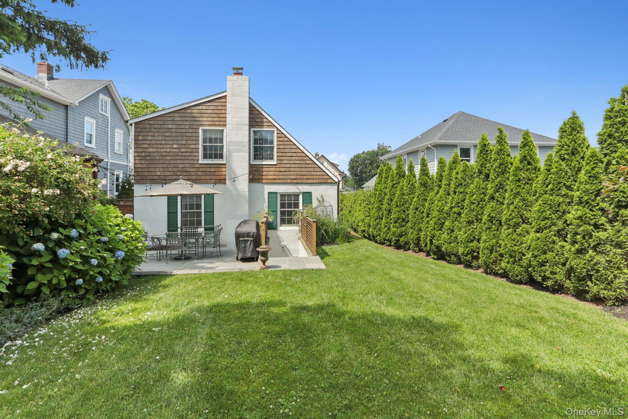 27 Soundview Place