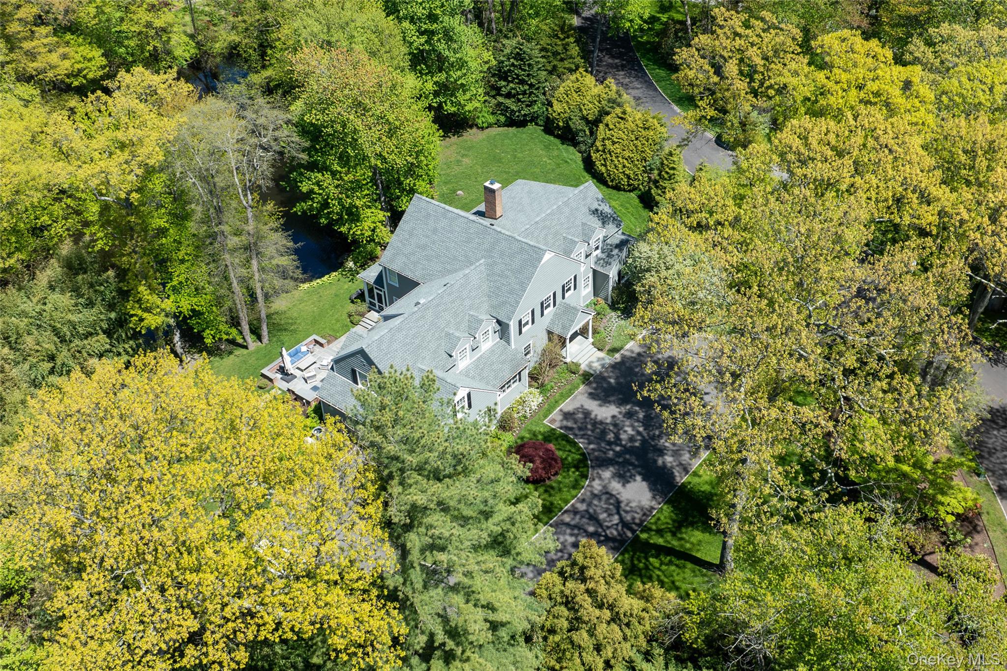 24 Matinecock Farms Road