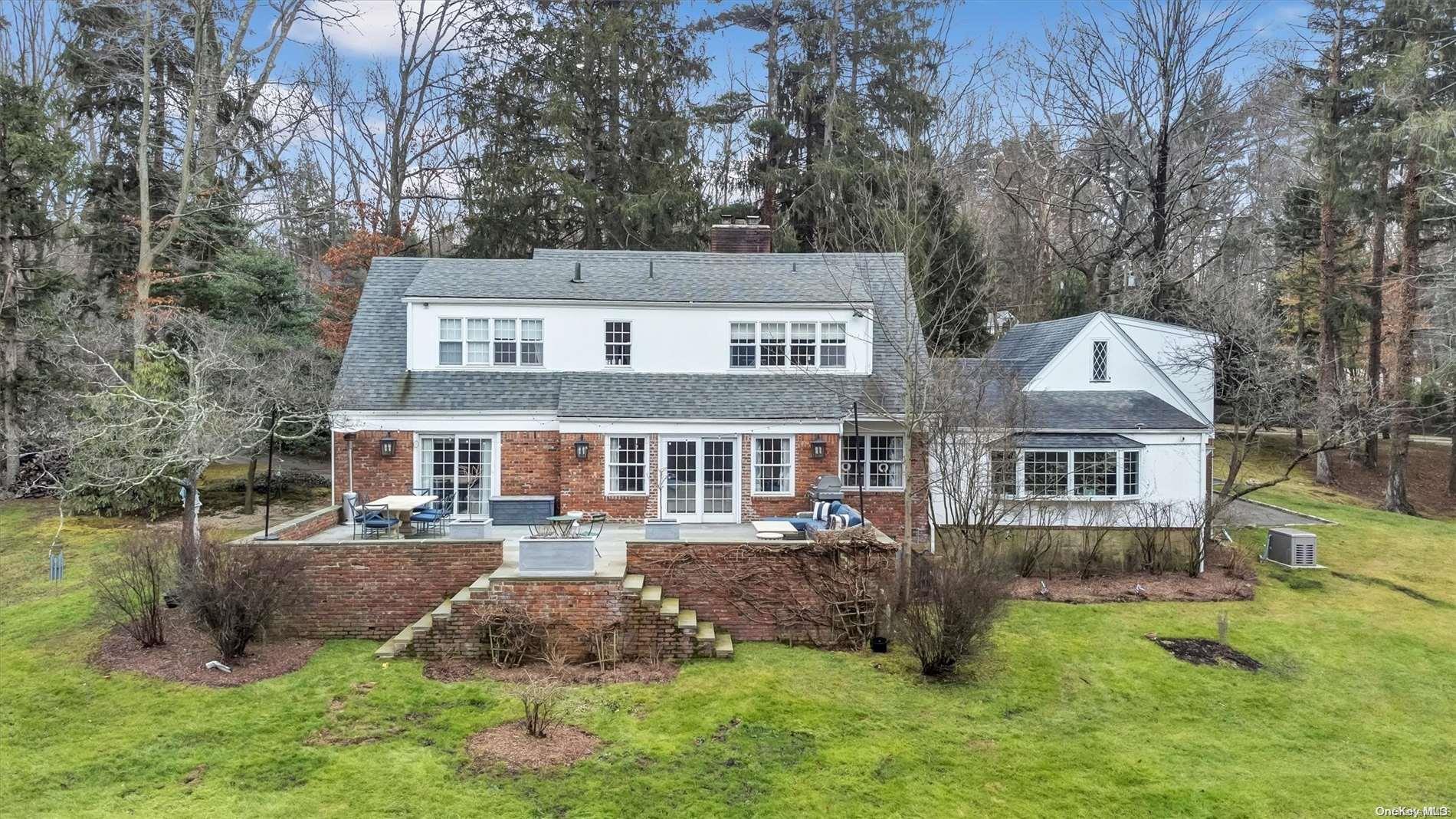 354 Lattingtown Road