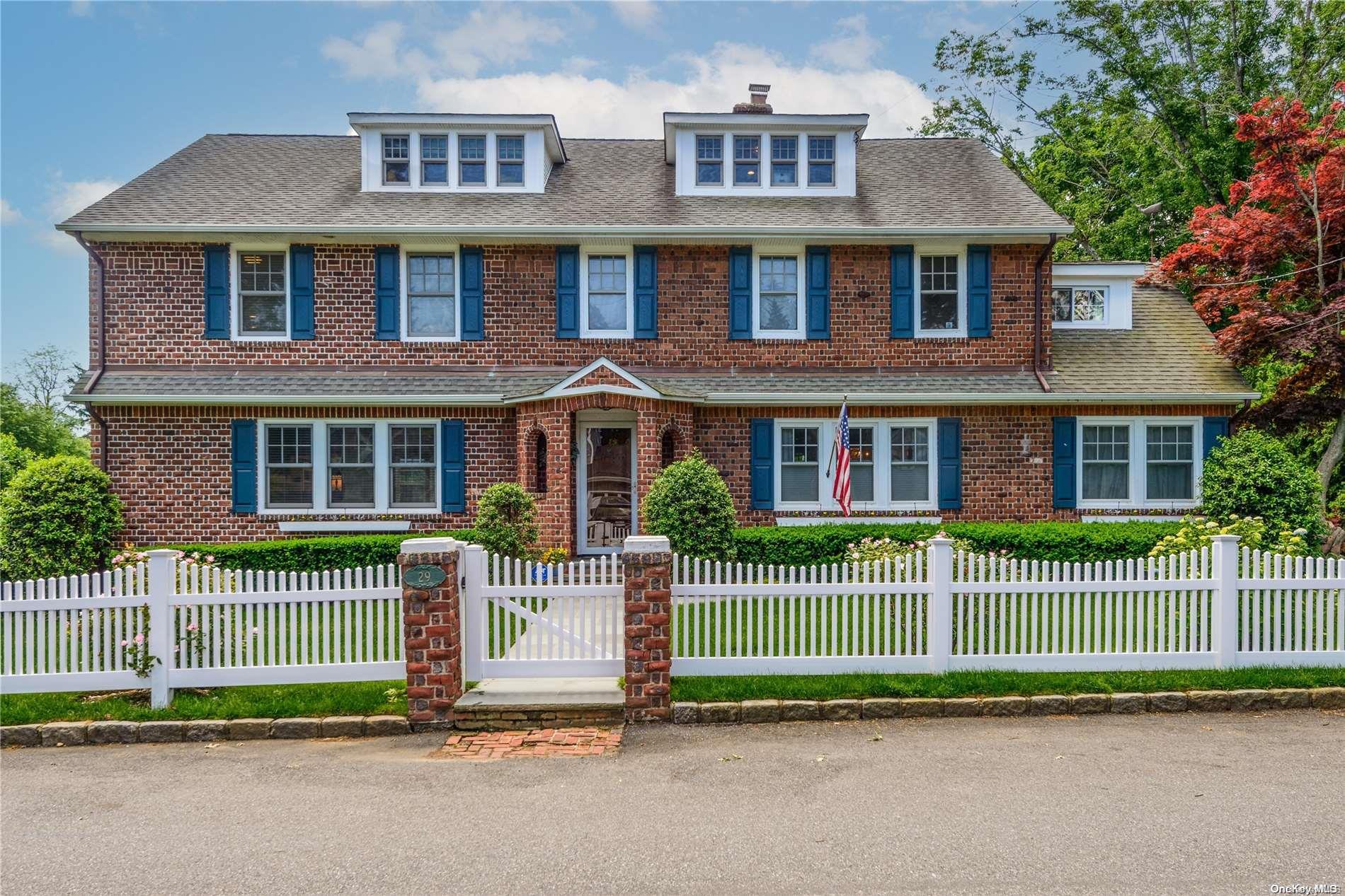 29 Maple Avenue