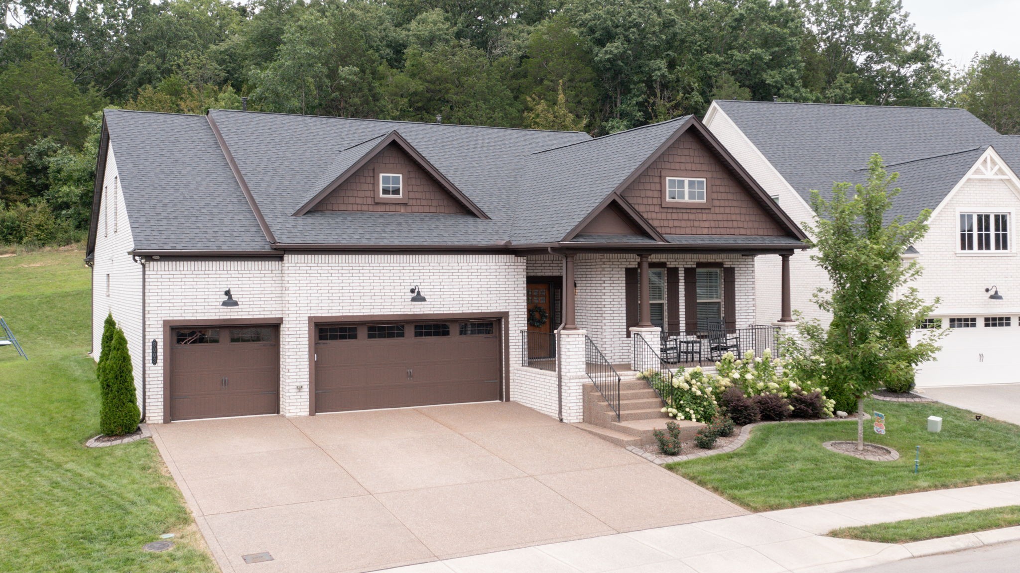 9003 Grayson Cir