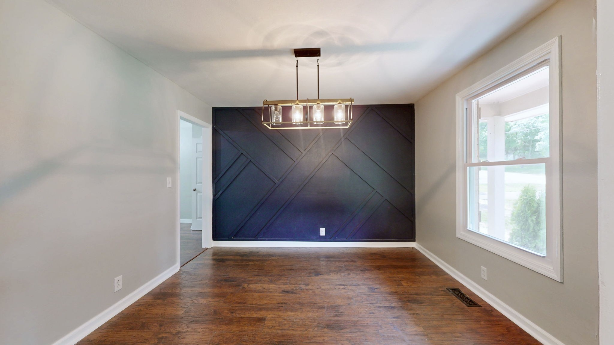 121 Spring Cir