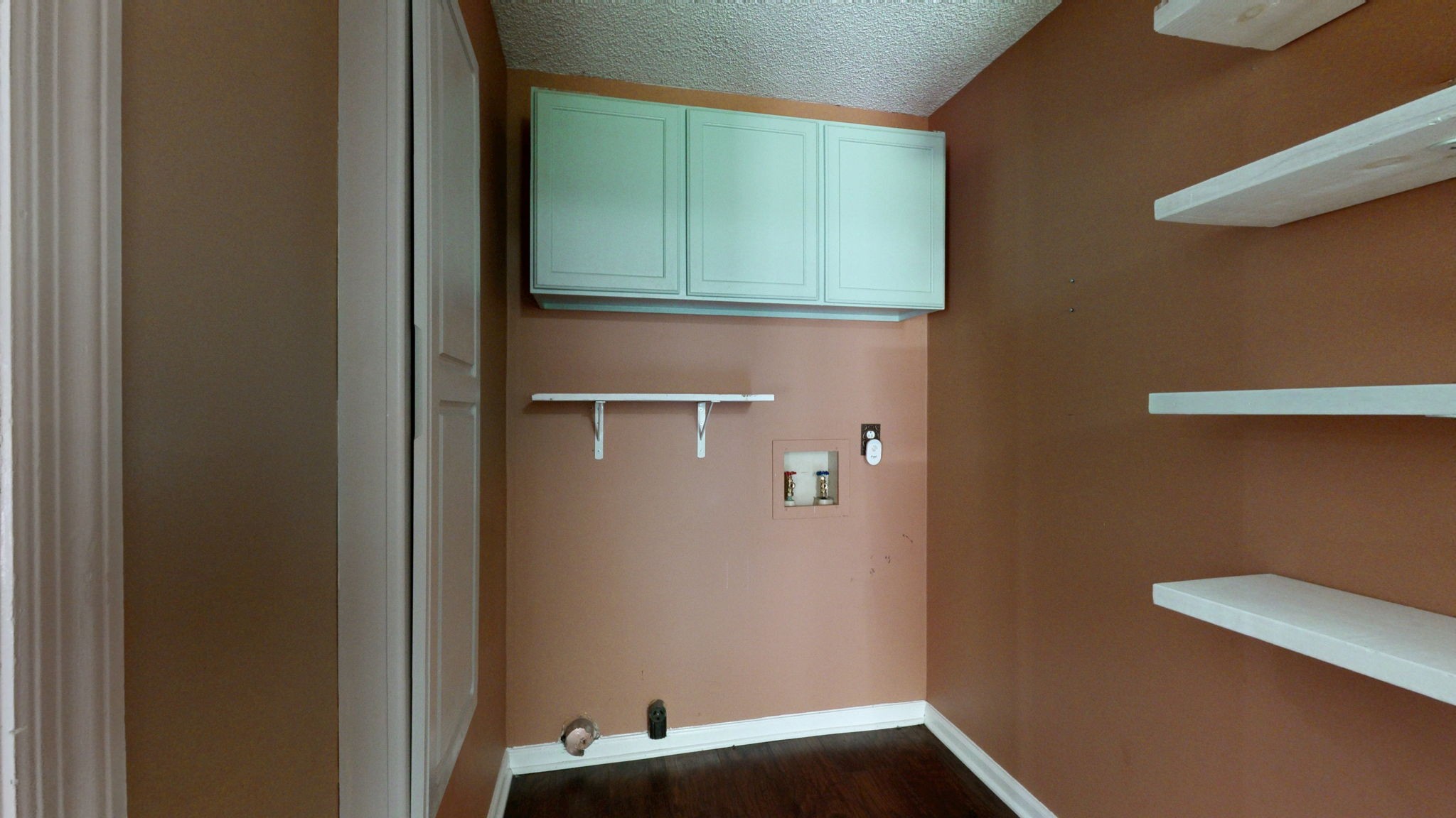 121 Spring Cir