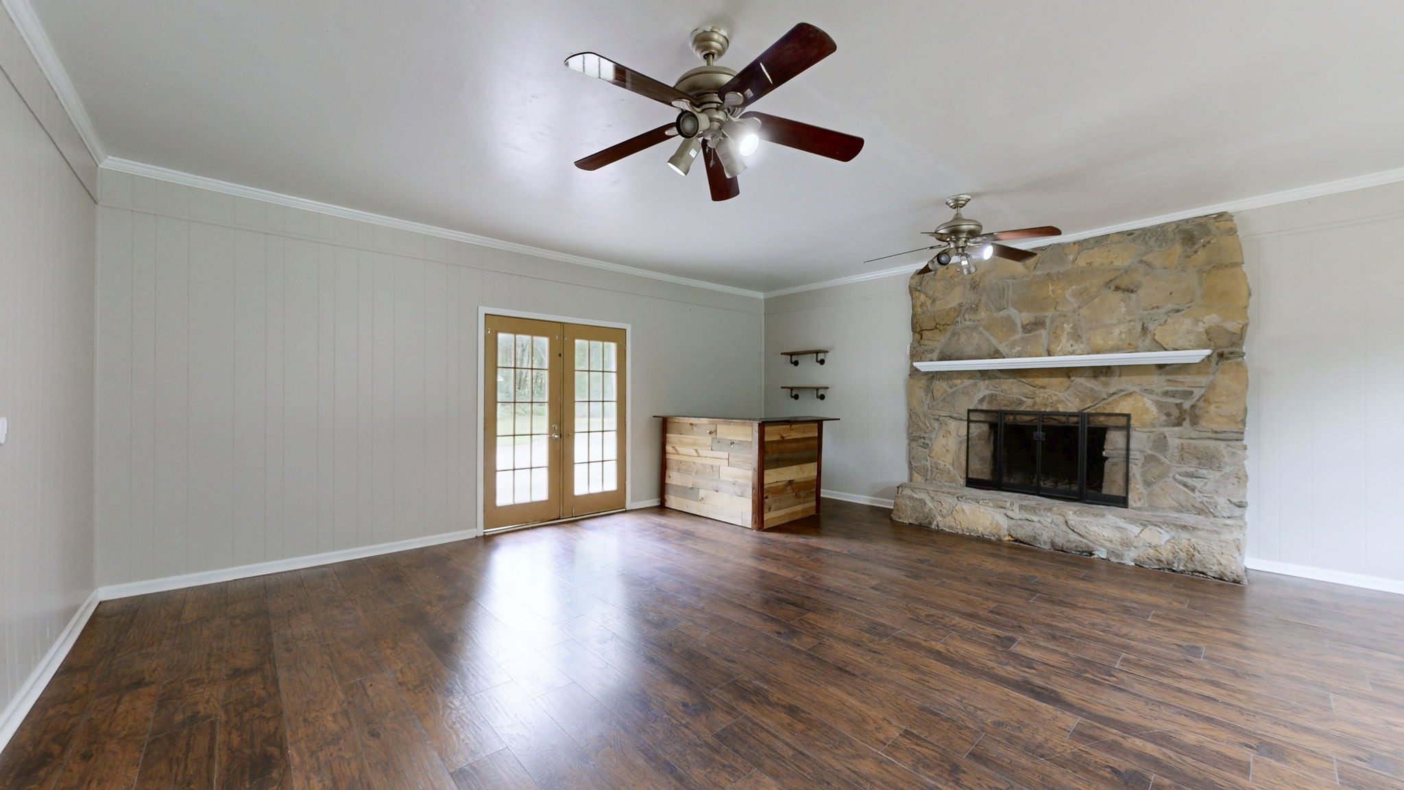 121 Spring Cir