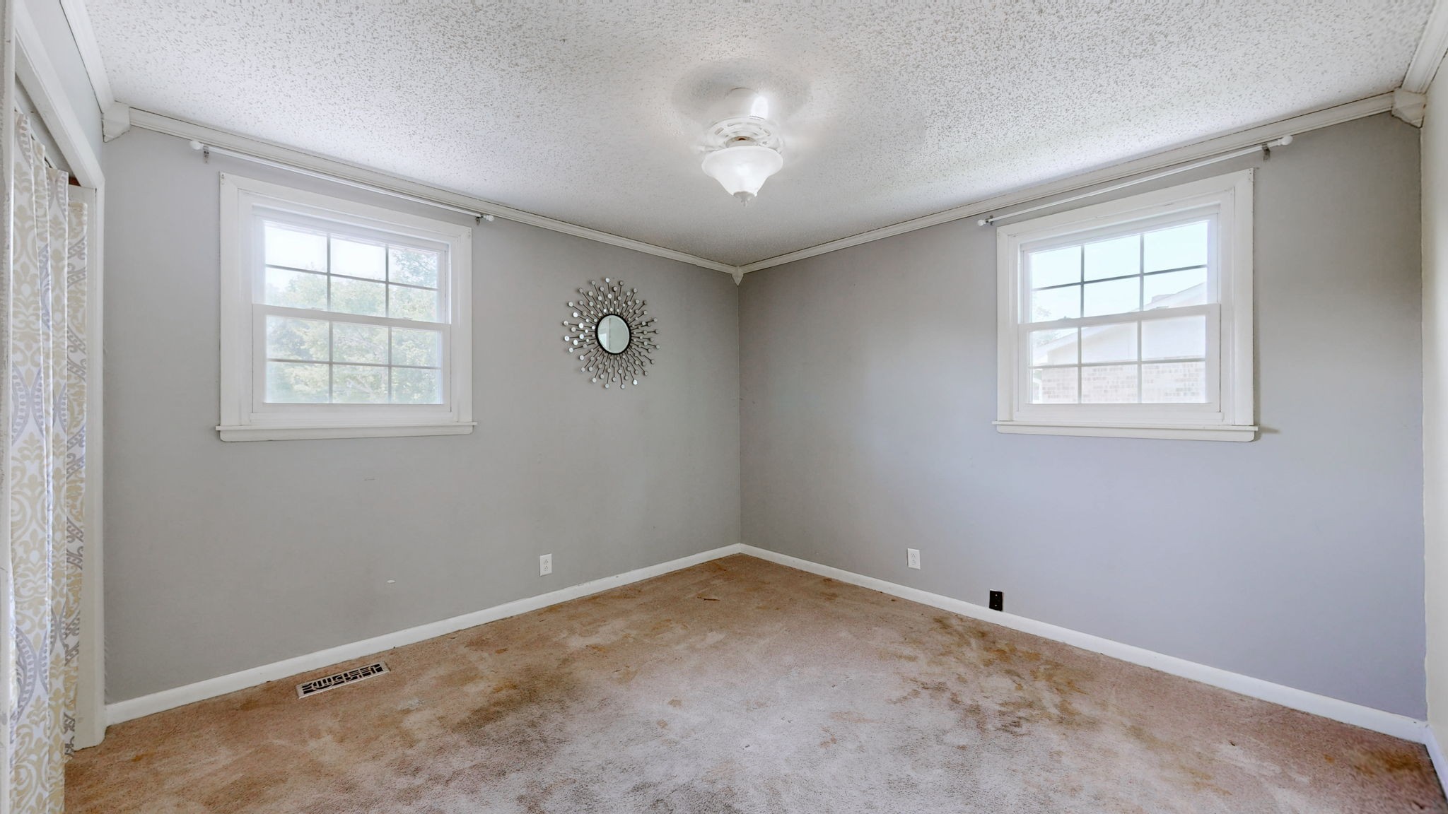 524 Tulip Grove Rd