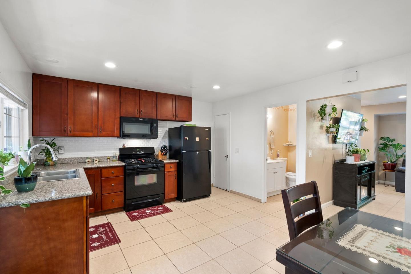 1737 Crucero DR