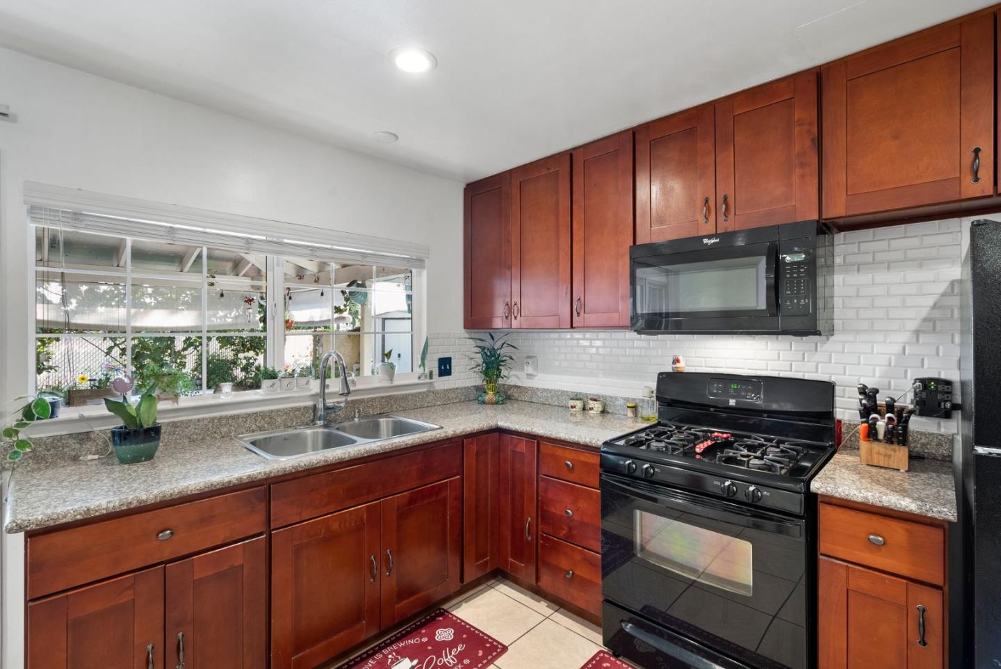 1737 Crucero DR