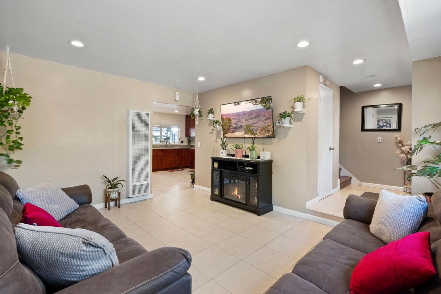 1737 Crucero DR