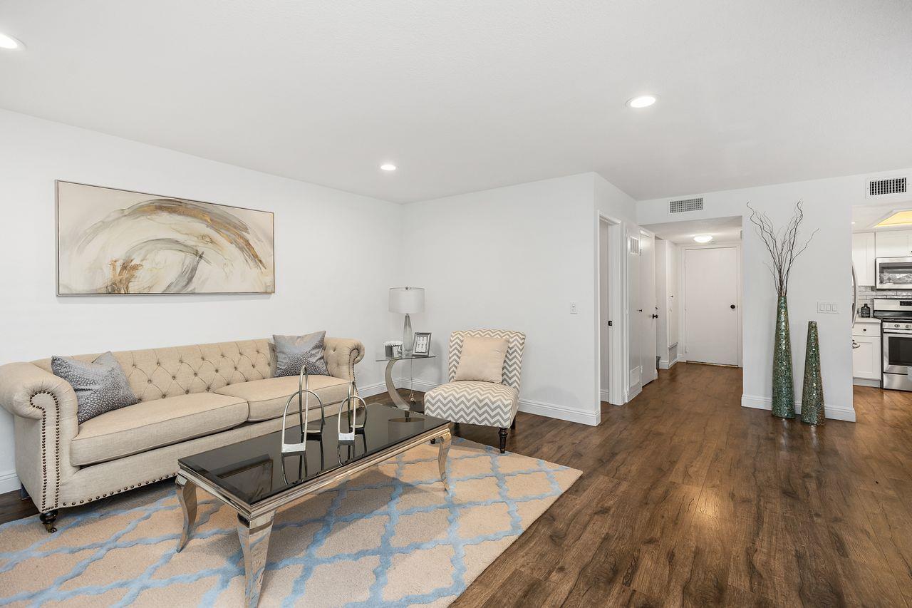 1433 Vista Grande 114