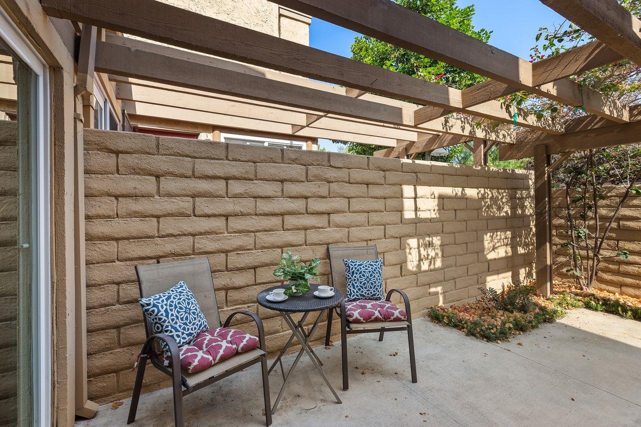 1433 Vista Grande 114