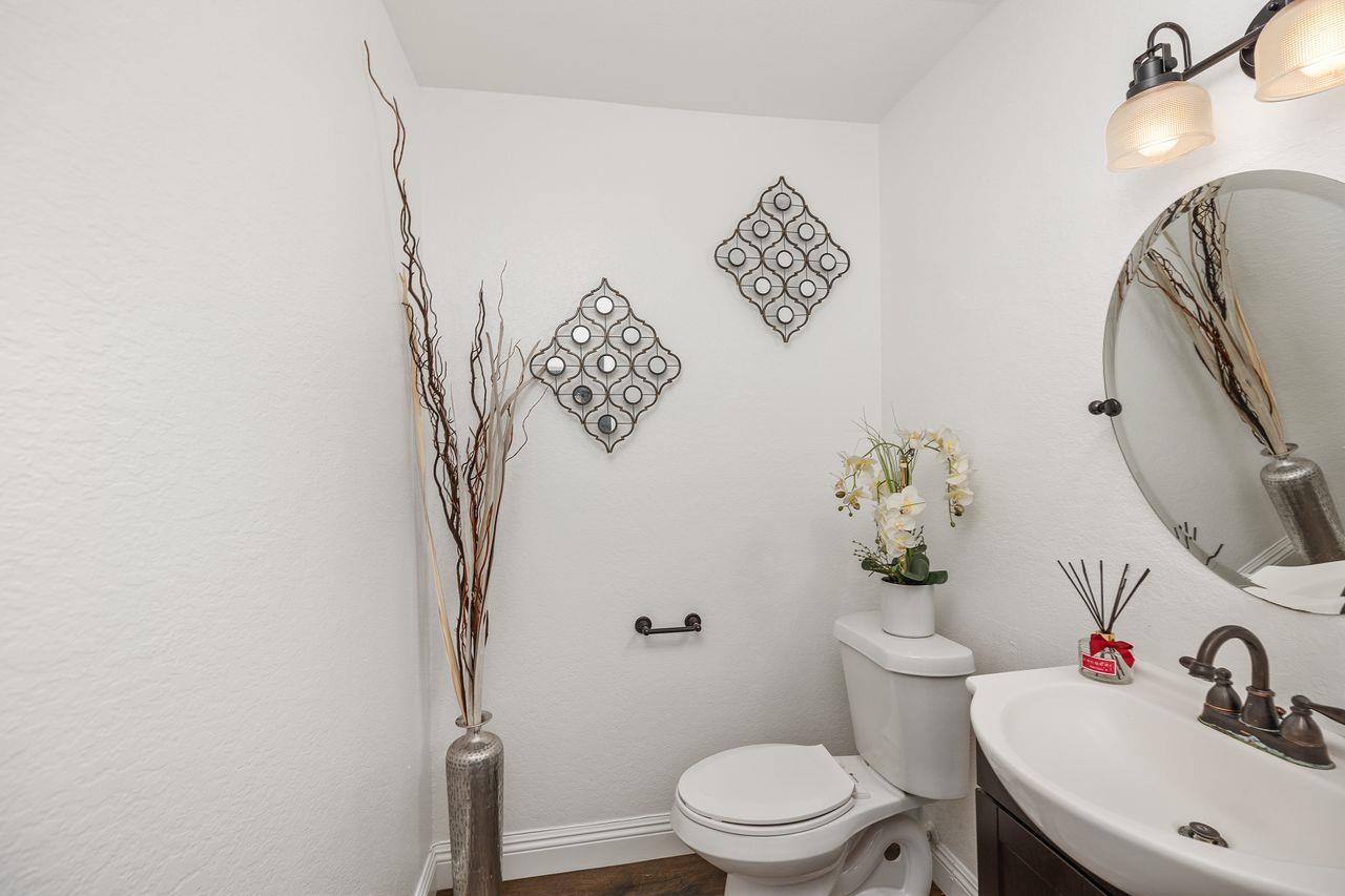 1433 Vista Grande 114