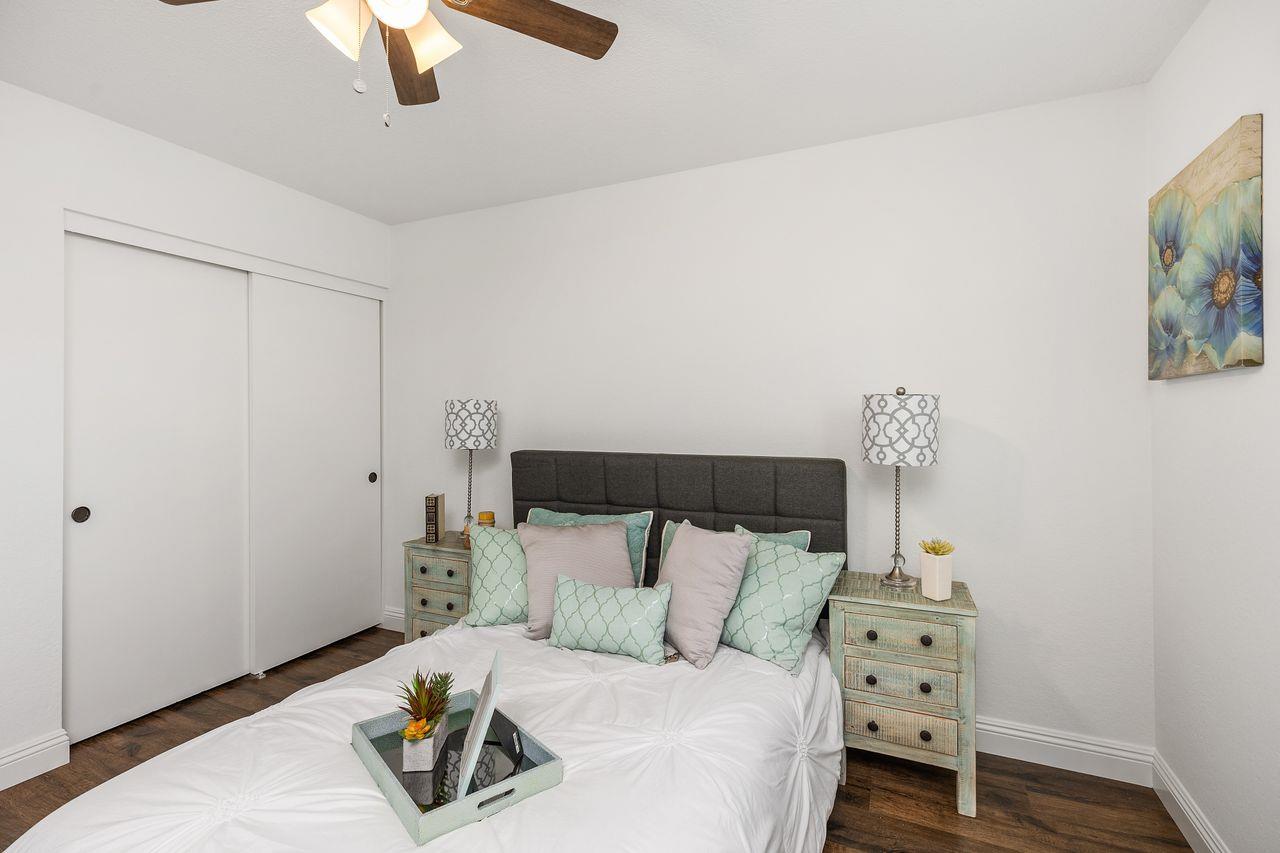 1433 Vista Grande 114