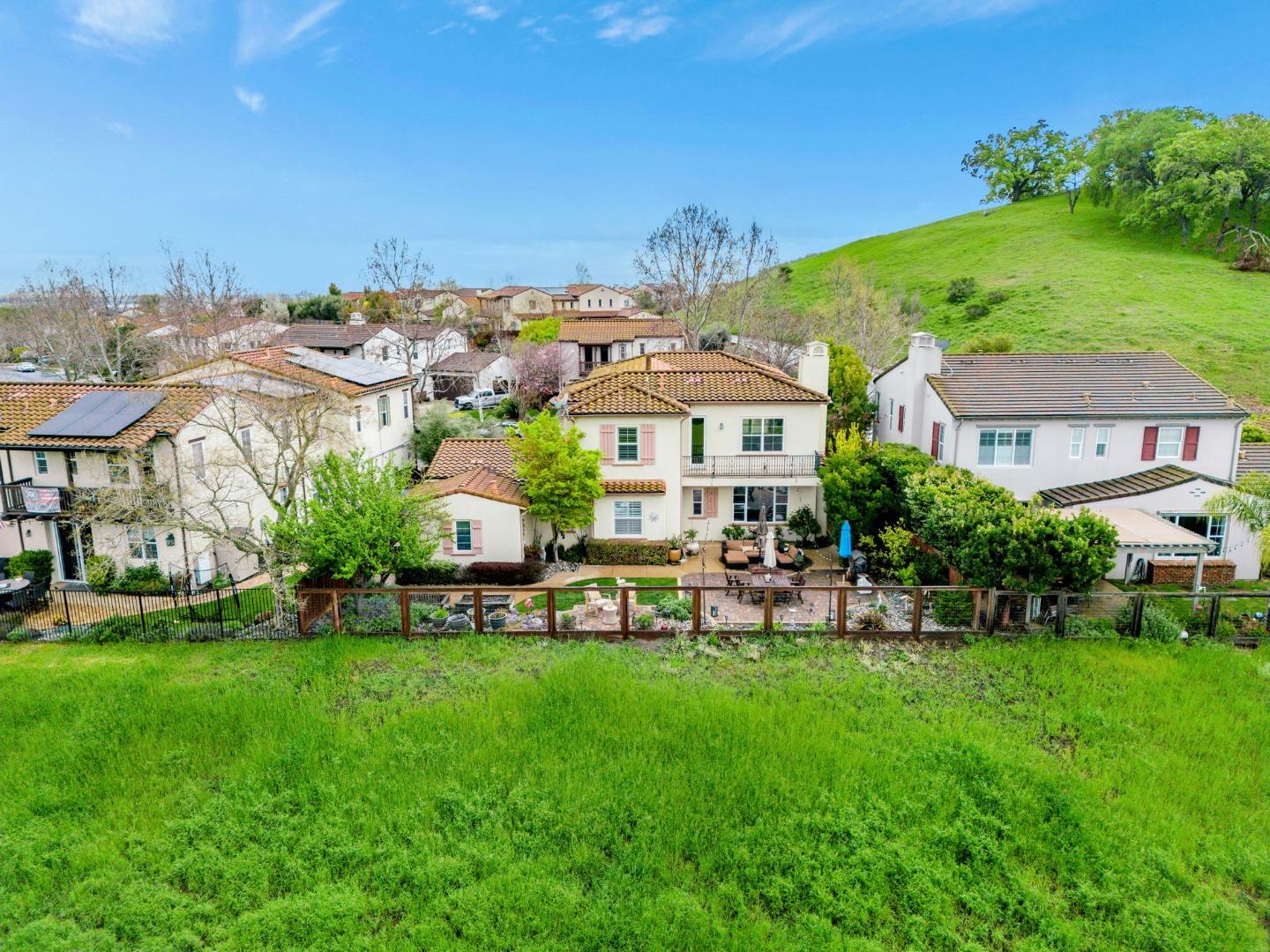 6050 Winged Foot Dr, Gilroy, CA 95020