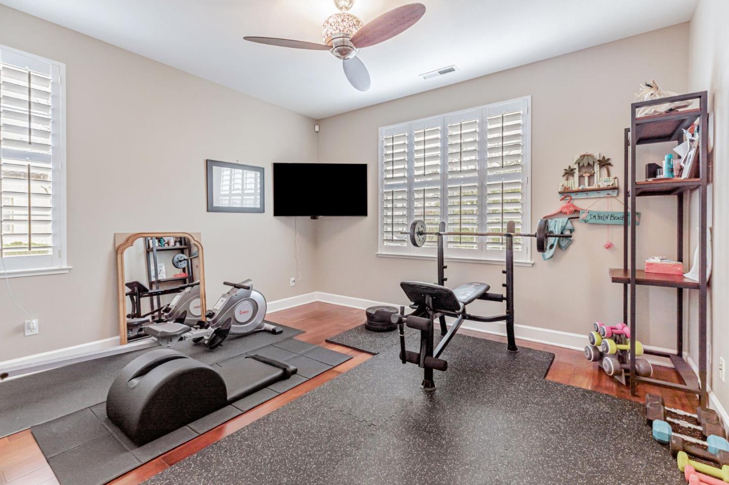 6050 Winged Foot Dr, Gilroy, CA 95020