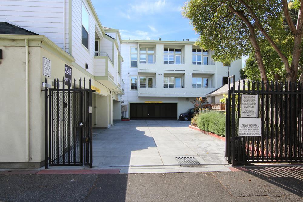 224 Laurel Street A304