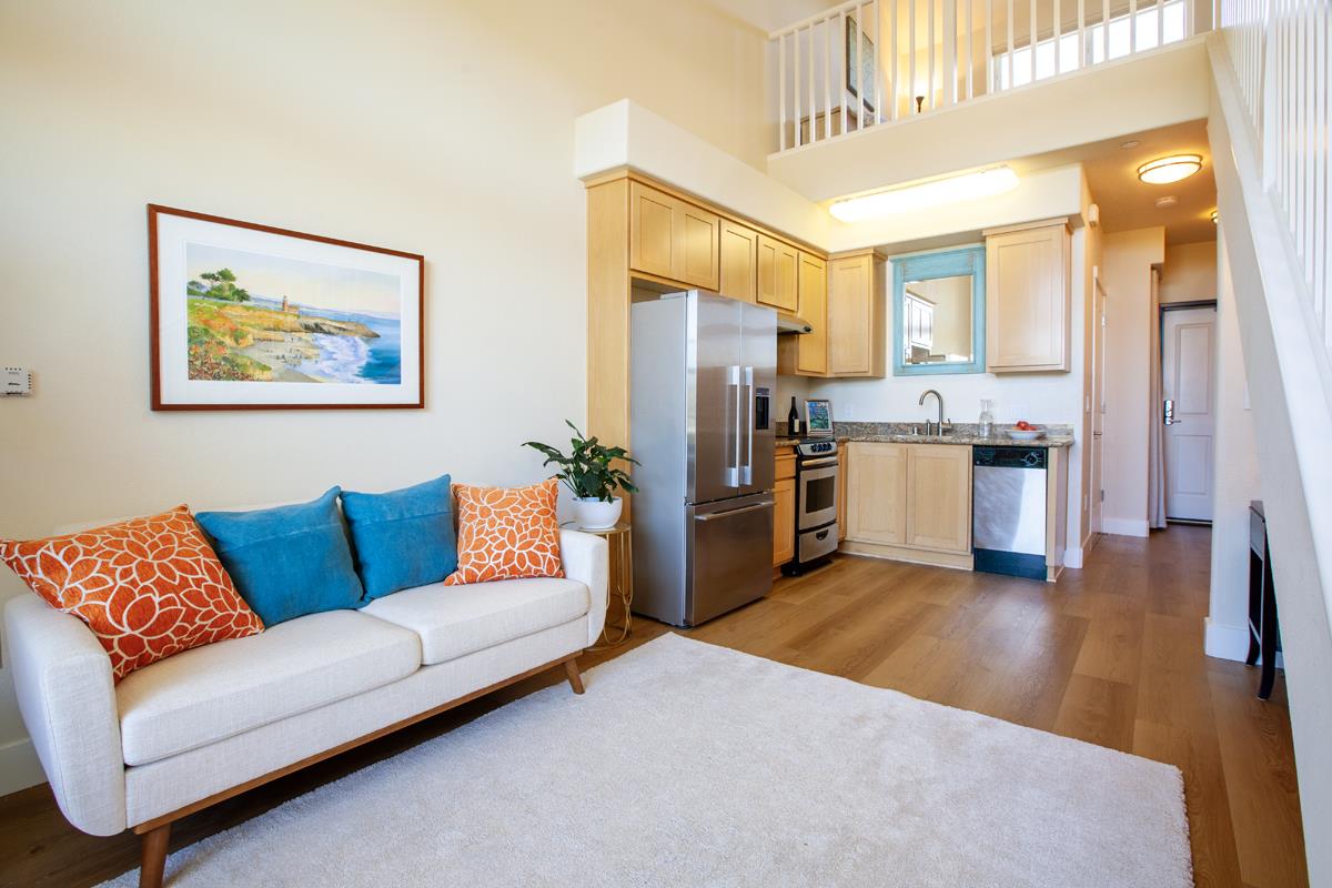 224 Laurel Street A304