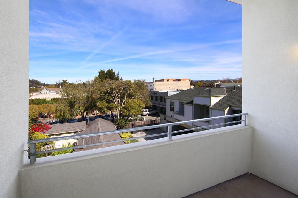 224 Laurel Street A304