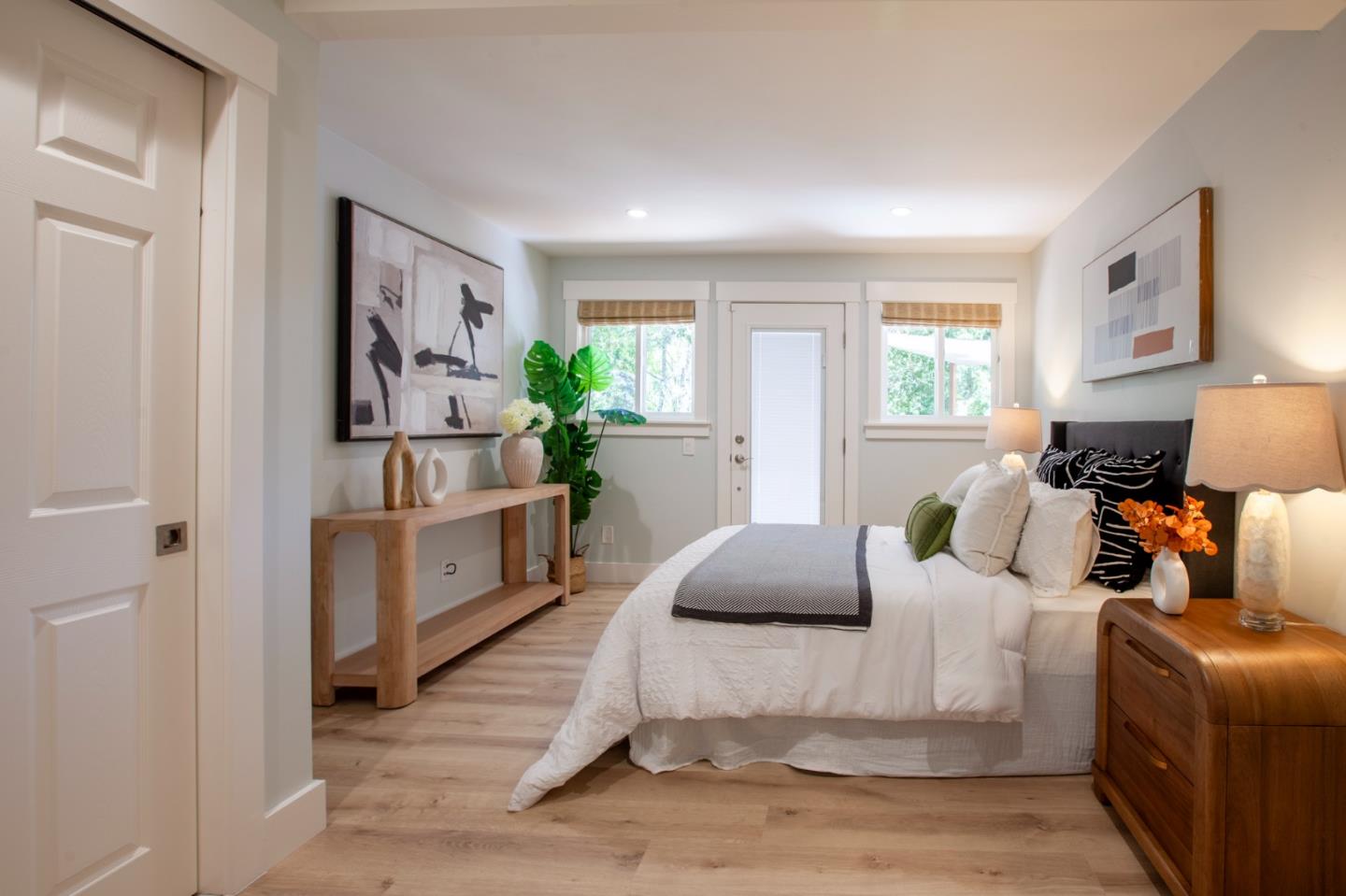 13945 Vista Regina