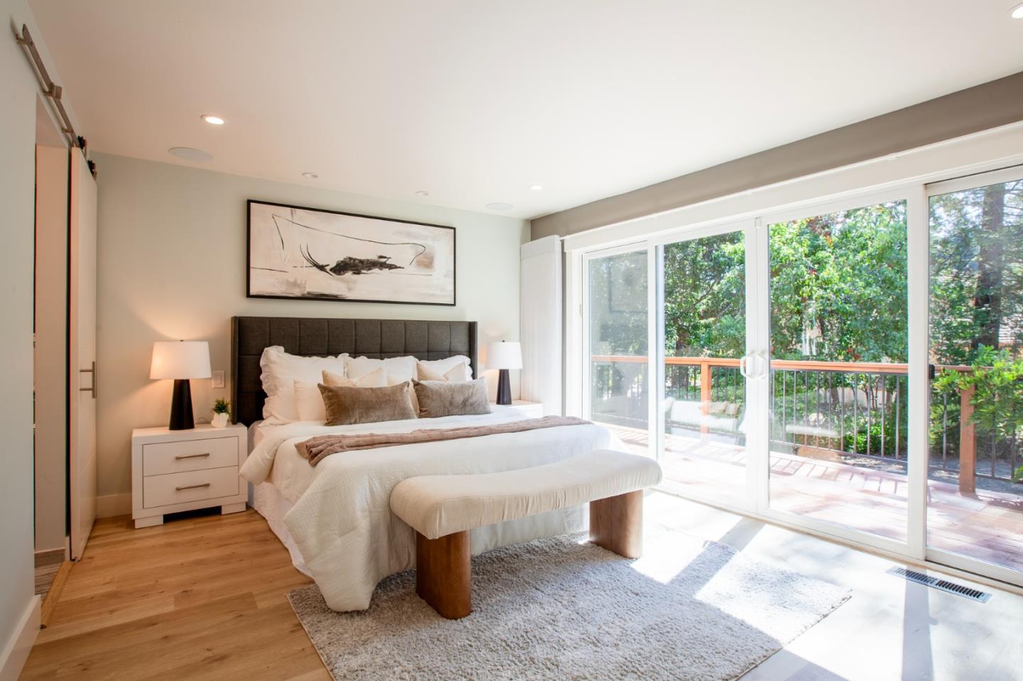 13945 Vista Regina