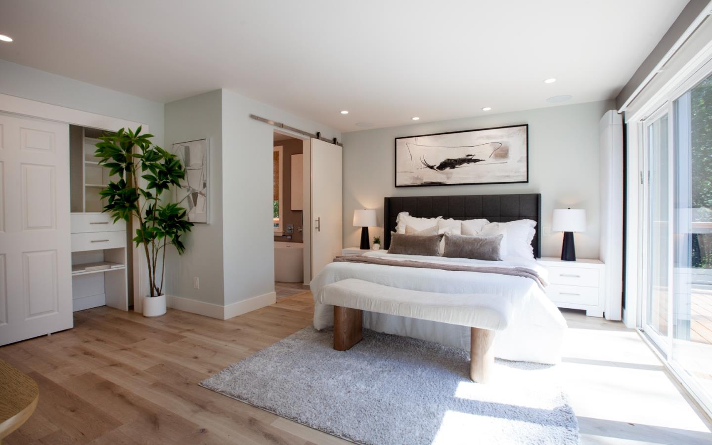13945 Vista Regina