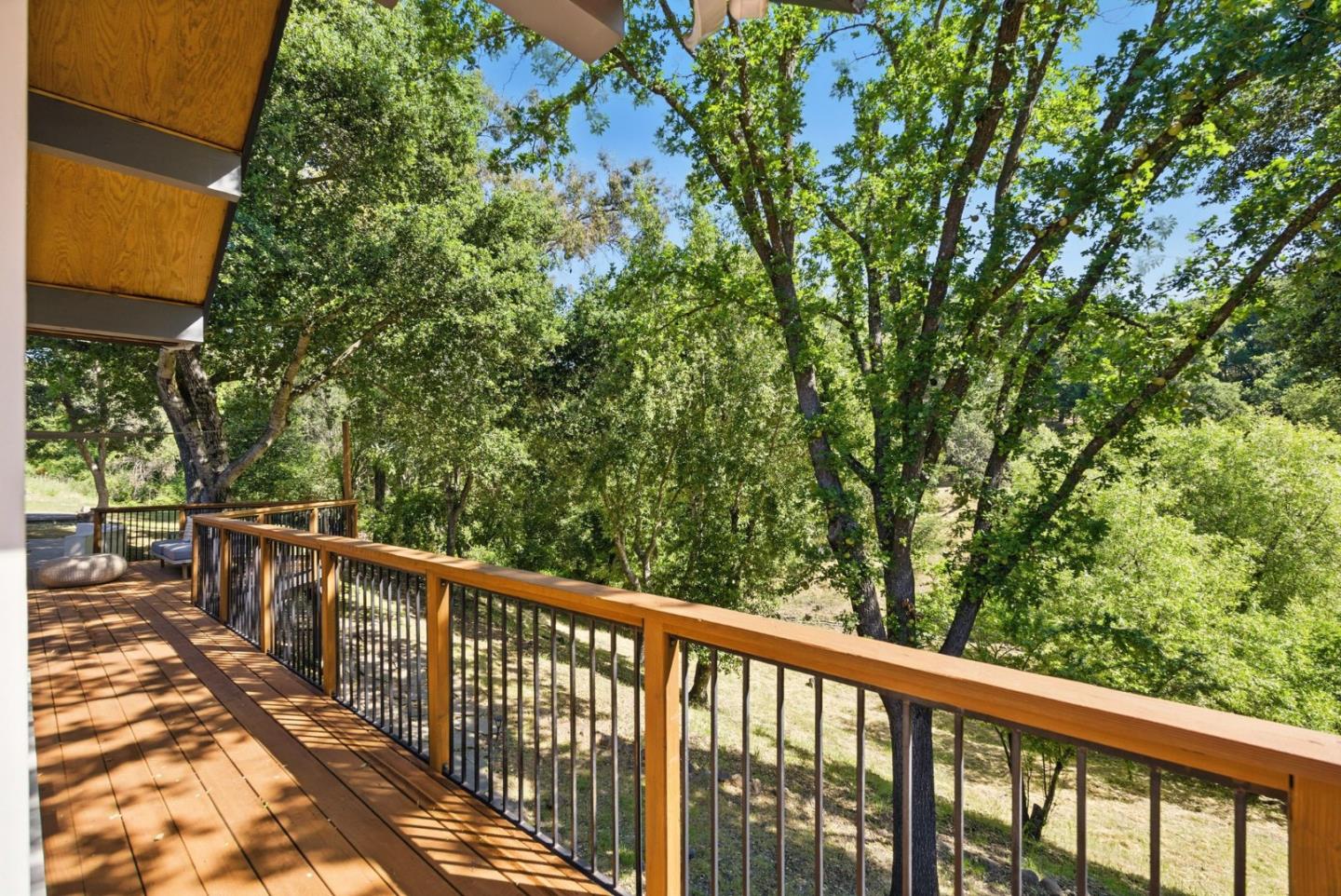 13945 Vista Regina
