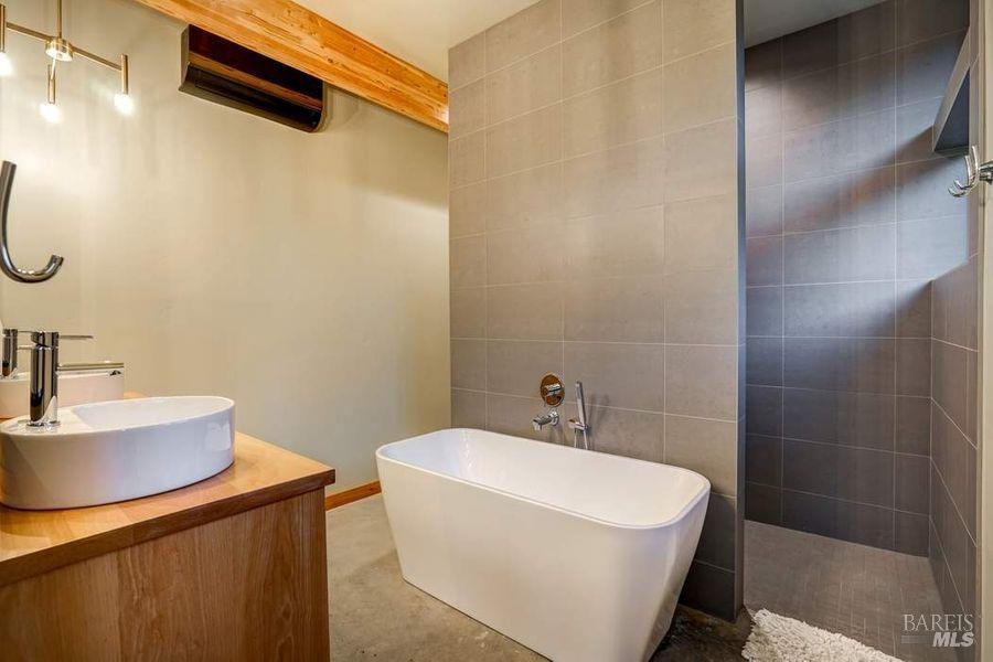 7749 Foothill Ranch Rd